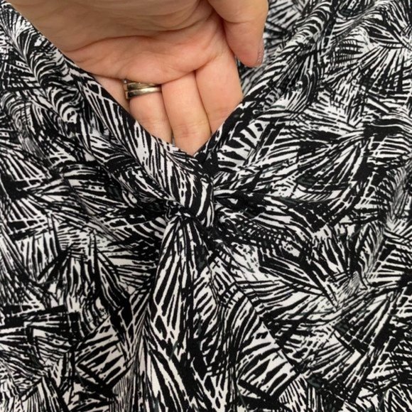 Soybu Everywear Short Sleeve Twist Athletic Dress - Picture 2 of 6